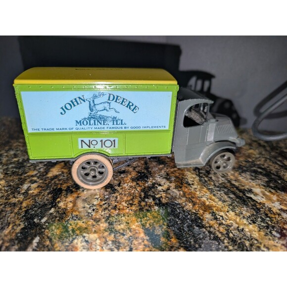 ERTL Collectors Banks Delivery Trucks Lot New Old Stock - Picture 6 of 8